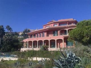 Chalet à Casco Antiguo - Sta. Cruz - Ayuntamiento. Chalet en venta en alicante, 7 dormitorios.