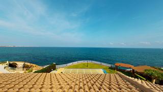 Xalet a Cabo Roig. Chalet en venta en cabo roig, 8 dormitorios.
