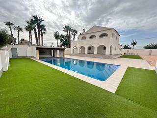 Masia a Catral. Casa de campo en venta en arroba la madriguera, 3 dormitorios.