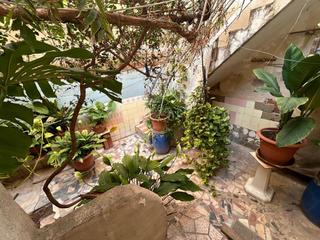 Casa adossada a Crevillente. Adosado en venta en ronda sur, 3 dormitorios.