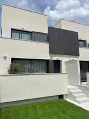 Xalet a Cox. Chalet en venta en cox, 3 dormitorios.