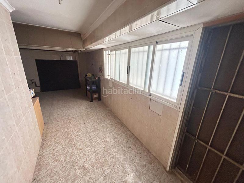 Foto de422263-b3df-4c8e-b021-366c919e954c. Location local commercial dans Crevillente