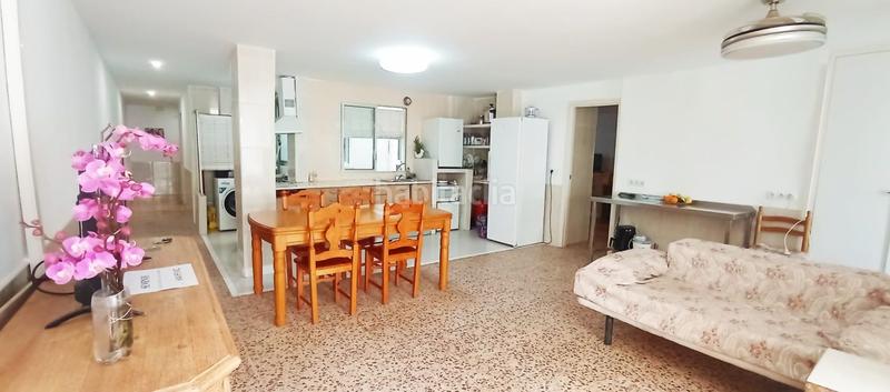 Foto 999ed61b-d3fd-42a2-8bd8-f6485858c2b1. Pis a Crevillente