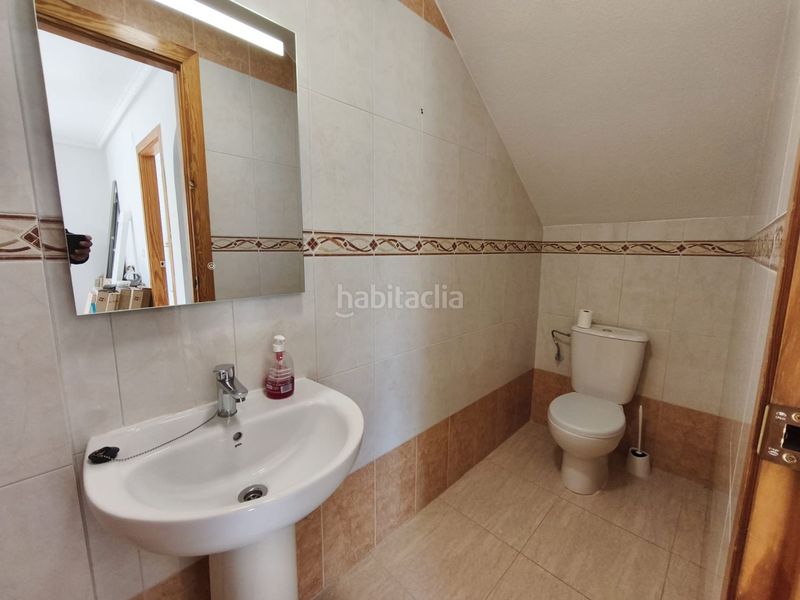 Foto 2448cbf7-0c7d-498a-8137-e6f16bf6a3d7. Xalet amb aparcament piscina a Rojales