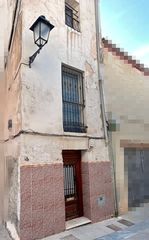 Casa adossada a Crevillente. Casa adosada en venta en centro, 5 dormitorios.