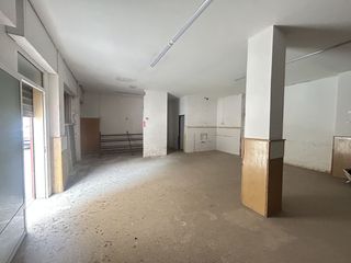 Local Comercial a Crevillente. Local com. en venta en fontenay.