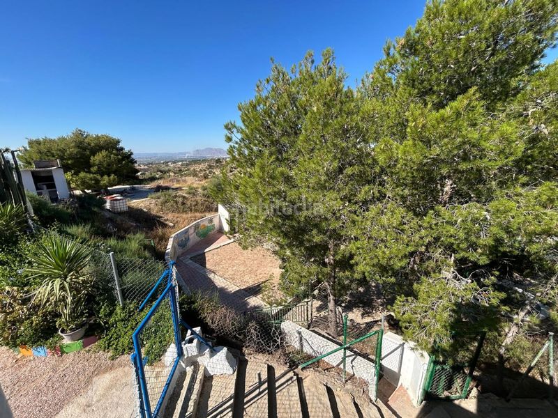 Foto 35ac173c-d097-4e3d-8d92-fe29d542d95e. Chalet mit pool in Crevillente