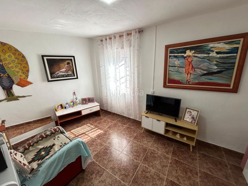 Foto 7700b863-971e-4152-92d9-4bf196451b1c. Chalet mit pool in Crevillente