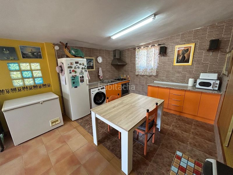 Foto df4b5036-d52d-4d39-b6e6-214658a8b74c. Chalet mit pool in Crevillente