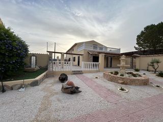Mas à Abanilla. Casa de campo en venta en barinas, 4 dormitorios.