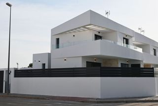 Chalet en Dolores. Chalet en venta en dolores, 3 dormitorios.