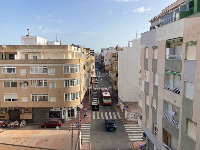 Foto a5db2e3d-8026-4af9-9e9b-c4c0add00a9e. Àtic amb calefacció a Gaspar Perelló Torrevieja