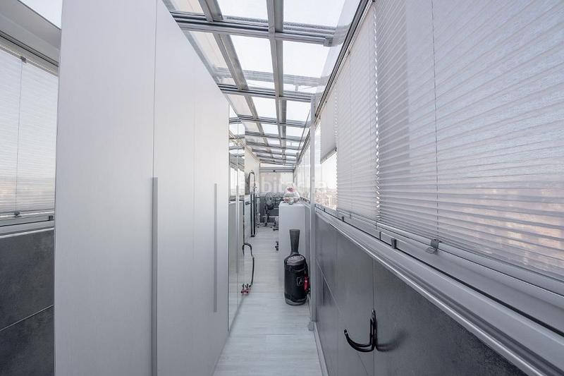 Foto 73fd2c8b-5dff-4777-8383-bcfaade741e3. Àtic amb calefacció aparcament a Poblenou Barcelona