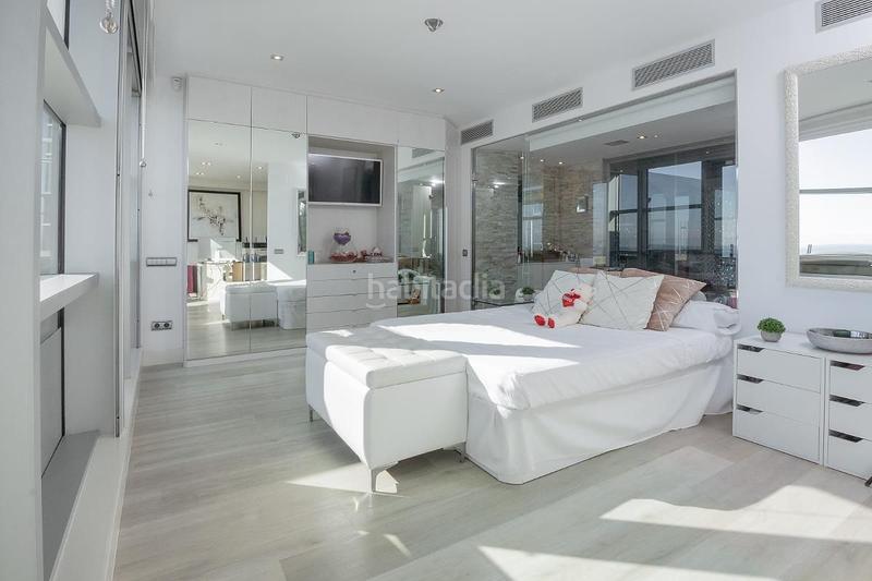 Foto 40730169-c1e9-4cfb-a380-37cd2e09150a. Penthouse with heating parking in Poblenou Barcelona