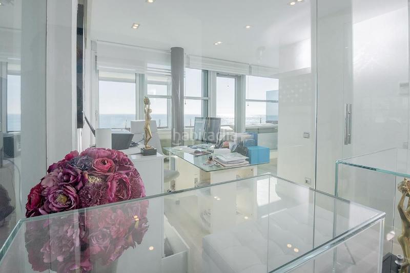 Foto 4f1b97b1-af43-4a2d-b9ed-c4e4bc1ab021. Penthouse with heating parking in Poblenou Barcelona