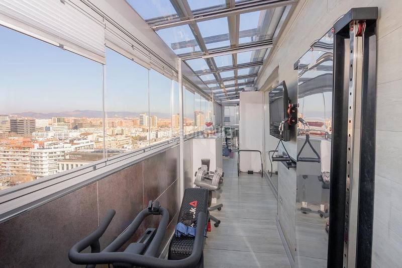 Foto 8745dcfa-0780-477f-96de-cc9639fa4e31. Penthouse with heating parking in Poblenou Barcelona