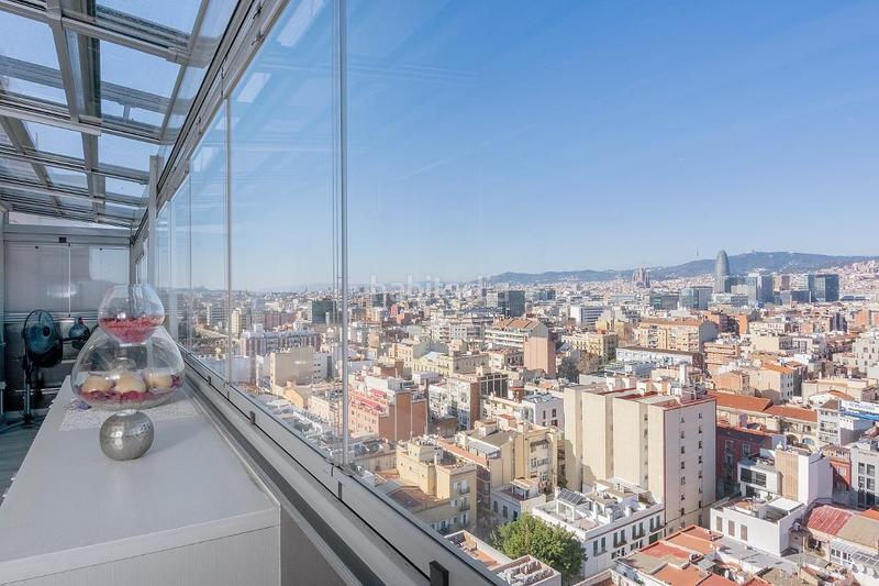 Foto 8d63bfe2-8ad2-4108-9c7e-630cd30bc45c. Penthouse with heating parking in Poblenou Barcelona