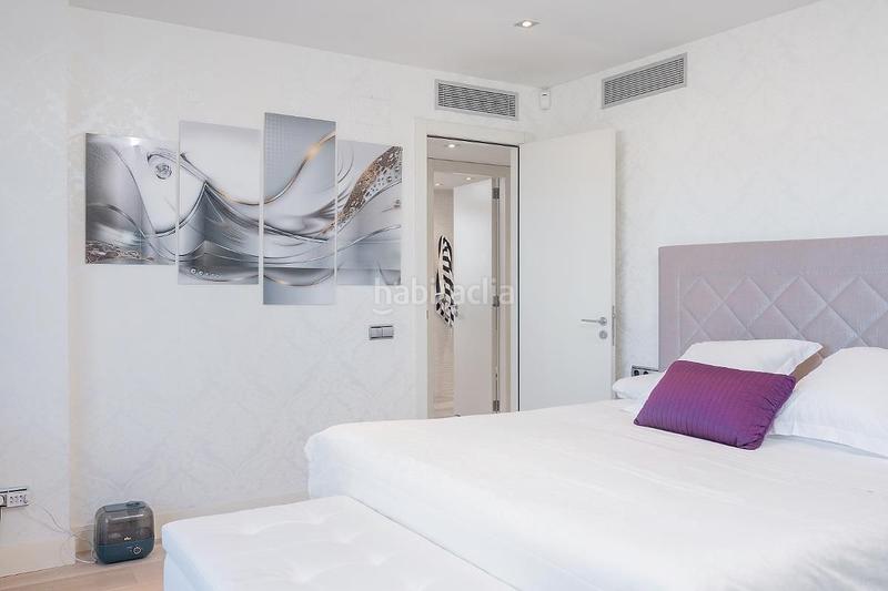 Foto c3602e61-e142-460a-8f1c-444ec42881fd. Penthouse with heating parking in Poblenou Barcelona