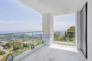 Casa a Roca Grossa. Villa de obra nueva