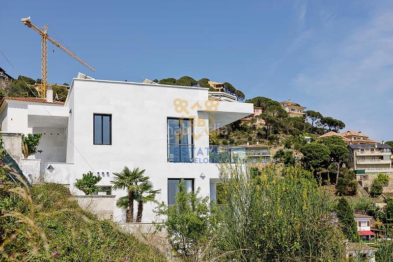 Foto cc5b1569-fdbc-4e54-934d-ca2fbc7af602. Casa con parcheggio piscina in Roca Grossa Lloret de Mar