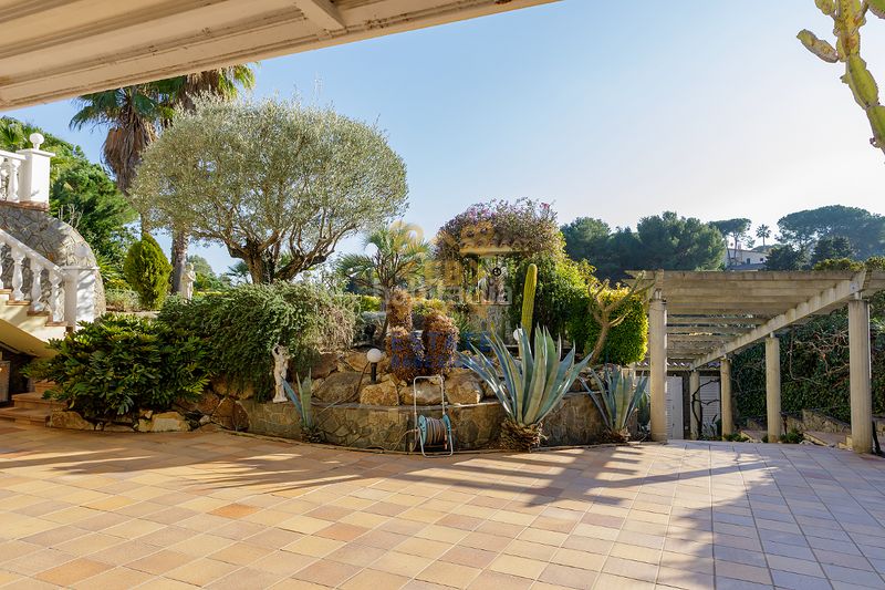 Foto 5f39c021-e703-4041-b2c7-37623c86383d. Casa amb xemeneia piscina a Santa Cristina-Sant Francesc Blanes