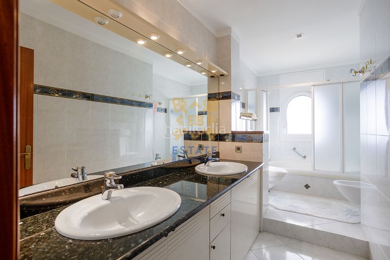 Foto b7160351-3a82-4cb8-bcb2-37be924f8475. Casa amb xemeneia piscina a Santa Cristina-Sant Francesc Blanes