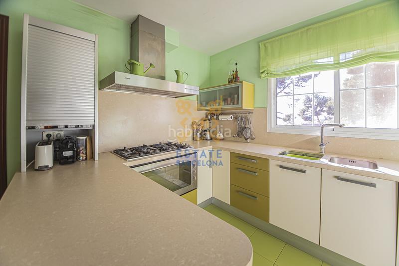 Foto 9420c42f-ee97-4571-8f05-504650f7ca26. Casa amb xemeneia a pla de maset - cap de Salou Salou