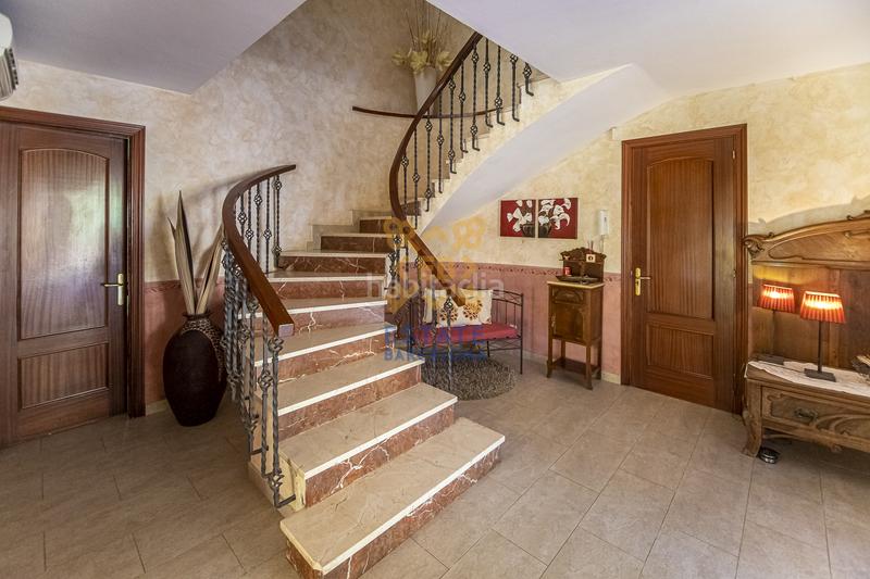Foto f23bc15b-5e5e-42bb-a5ad-79f98229519f. Casa amb xemeneia a pla de maset - cap de Salou Salou