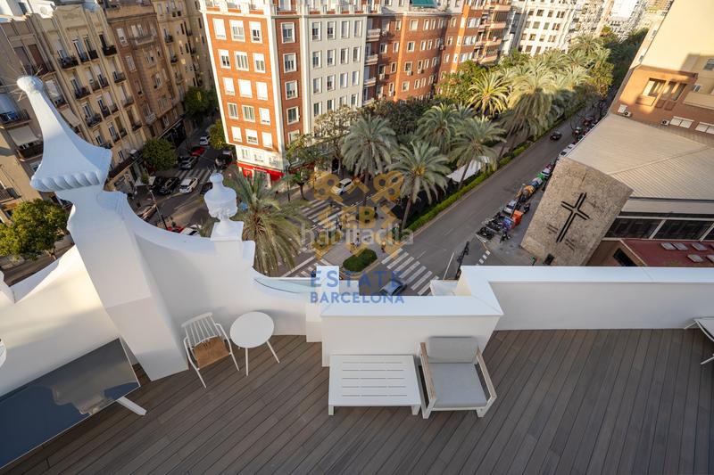 Foto e96ccdf5-8426-4bce-8f47-67a8b9d78036. Ático  con vistas en Russafa Valencia