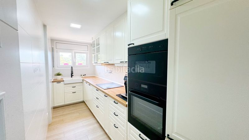 Foto 7f5aba01-5777-45fa-8a69-8d5089bd4568. Casa amb calefacció aparcament piscina a Mas Romeu Lloret de Mar