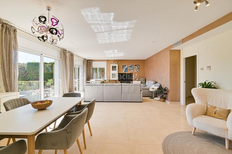 Foto a4f19c89-ce1c-43d2-b14d-f49c6a00b8ea. Maison avec chauffage parking piscine dans Canyelles Lloret de Mar