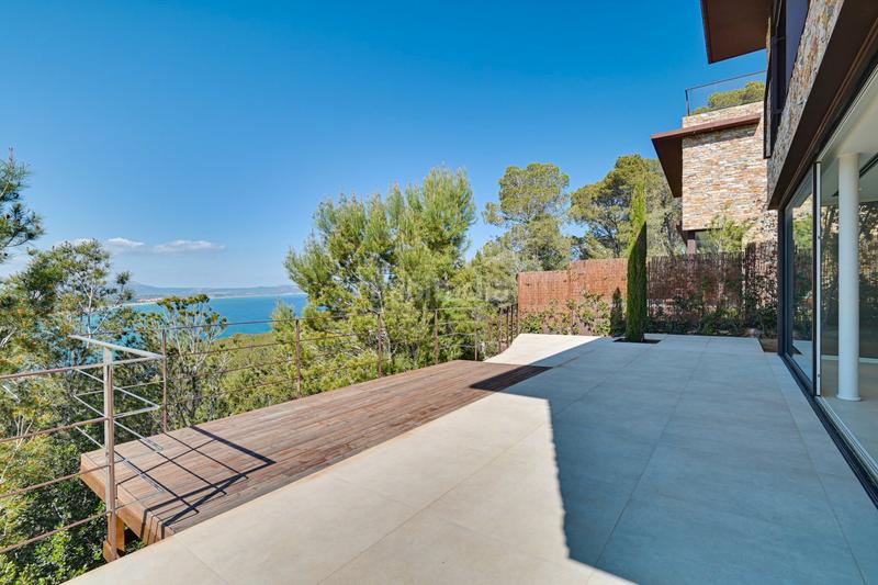 Foto 36cc1f0f-fd6c-4332-aeac-62d17c6fbf35. Casa  con vistas al mar en Sa Riera-Sa Fontansa Begur