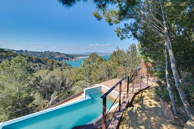 Foto db5a9123-f231-4ac1-9da4-c77f4c0cbd8d. Casa  con vistas al mar en Sa Riera-Sa Fontansa Begur