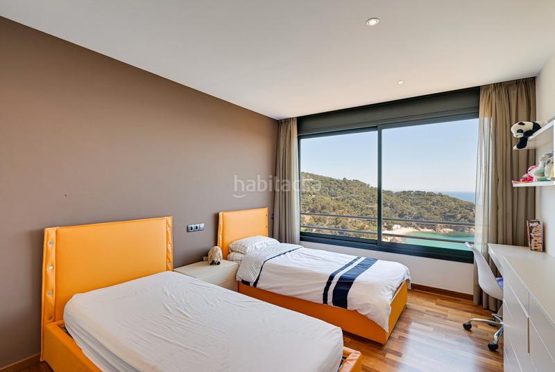 Foto 0bc61565-9423-4804-8006-f6263ab1301d. Casa con riscaldamento parcheggio piscina in Canyelles Lloret de Mar