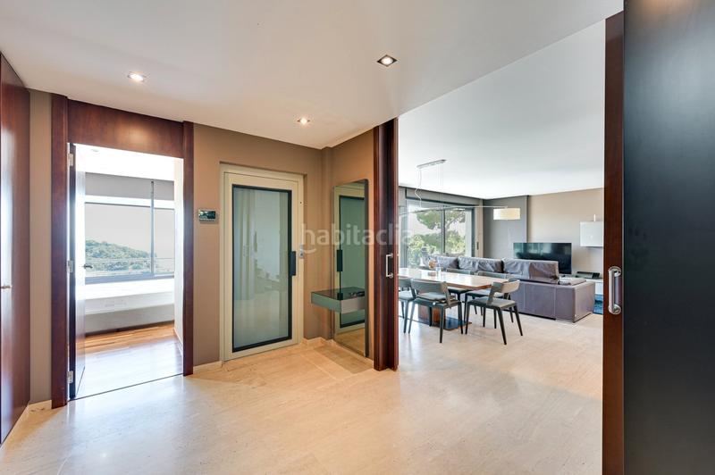 Foto ede14f3a-bc24-4830-9649-ff60a45fc5d7. Casa con riscaldamento parcheggio piscina in Canyelles Lloret de Mar