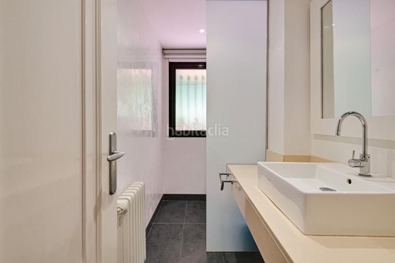 Foto 508679bb-03fe-49f8-b287-38f7bad1f76a. Casa adossada amb xemeneia calefacció aparcament piscina a Lloret de Mar