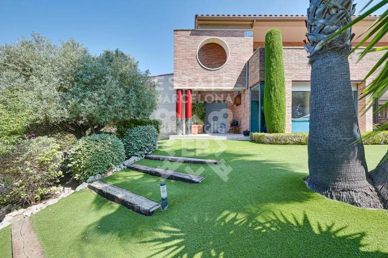 Foto 63cc9bf2-182f-413c-8d3e-a9f42d8f9edd. Maison avec chauffage parking piscine dans Teià