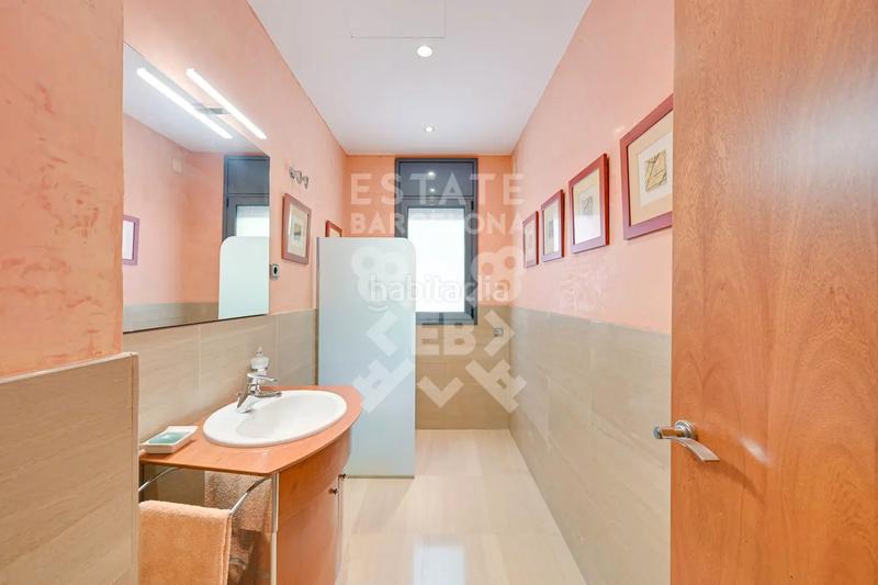 Foto 98026886-0c96-4e64-9f65-3ce9a80a50bb. Maison avec chauffage parking piscine dans Teià