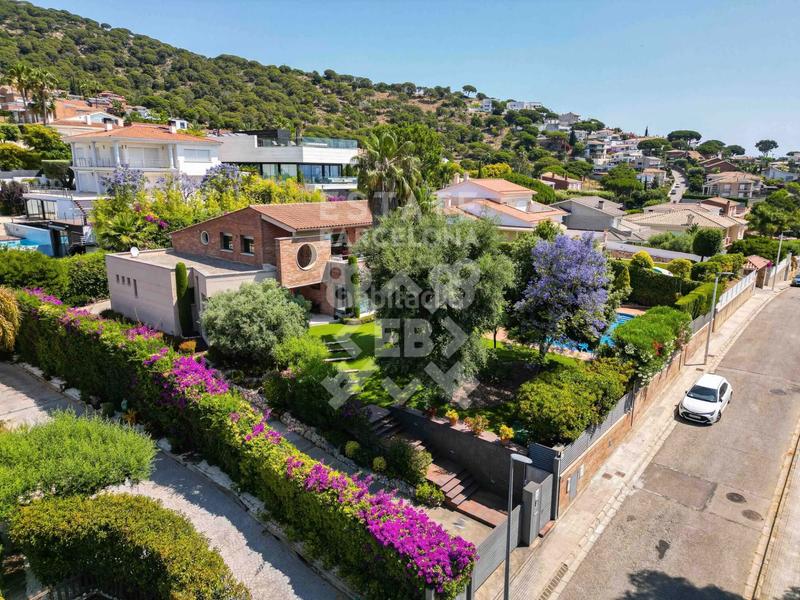 Foto c2622262-47ba-4b0f-9449-e1ee8d1cf558. Maison avec chauffage parking piscine dans Teià