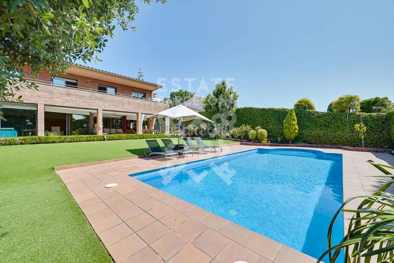 Foto d93d6862-21e4-42ee-82e7-f2a836185864. Maison avec chauffage parking piscine dans Teià