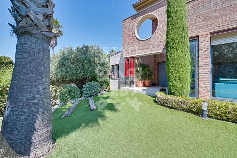 Foto e064b2ee-d516-4d5b-adfc-675e04855471. Maison avec chauffage parking piscine dans Teià