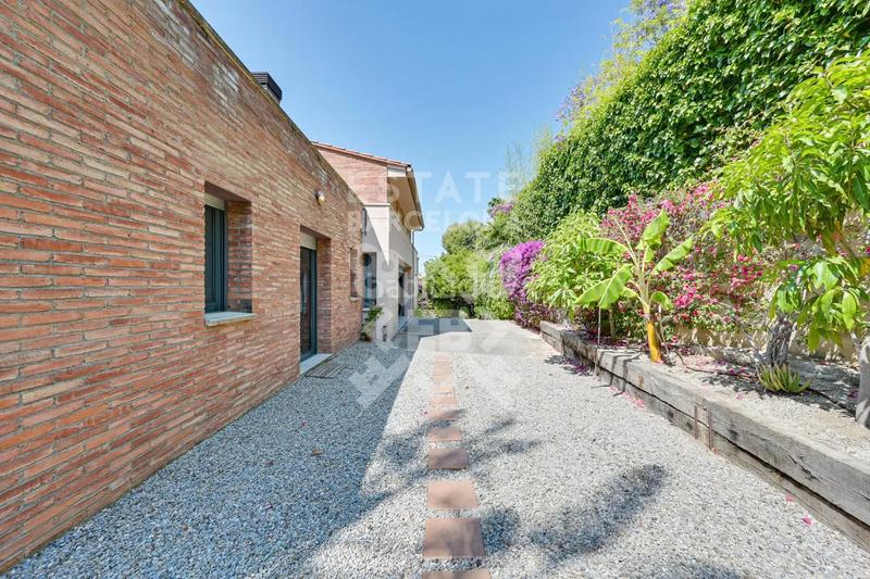 Foto eb134bac-1eb5-4b8e-88a8-210370583ccb. Maison avec chauffage parking piscine dans Teià