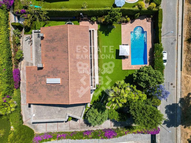 Foto f1e5e897-06df-4f84-8ae9-e4728ac6dbeb. Maison avec chauffage parking piscine dans Teià