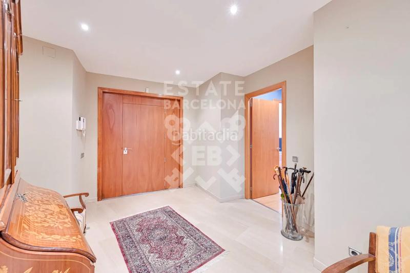 Foto f954f248-cbfb-4318-8220-2c0a4df3dcdf. Maison avec chauffage parking piscine dans Teià