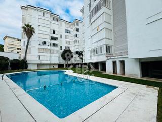 Appartement à Carrer joaquim mir 10. Piso reformado