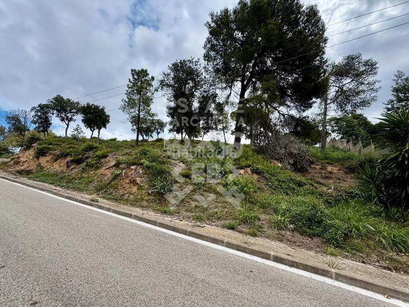 Foto c70bcbb7-9a5c-49ac-b82e-76c7ecd0d349. Residential plot in Lloret Verd - Els Pinars Lloret de Mar