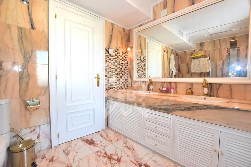 Foto 00cd18dd-c664-4534-a774-0dde971717d0. Haus mit heizung parking pool in Covamar Salou