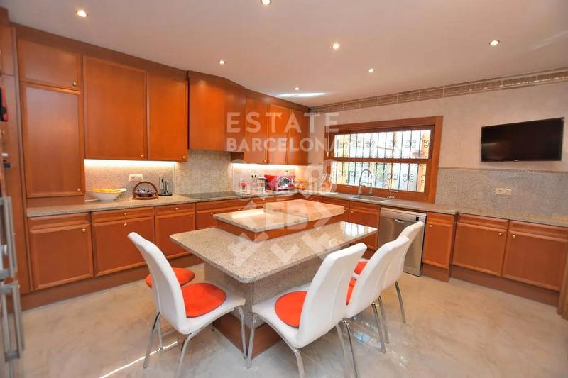 Foto a7119b01-d284-477b-a7a3-36c20b8a294c. Haus mit heizung parking pool in Covamar Salou