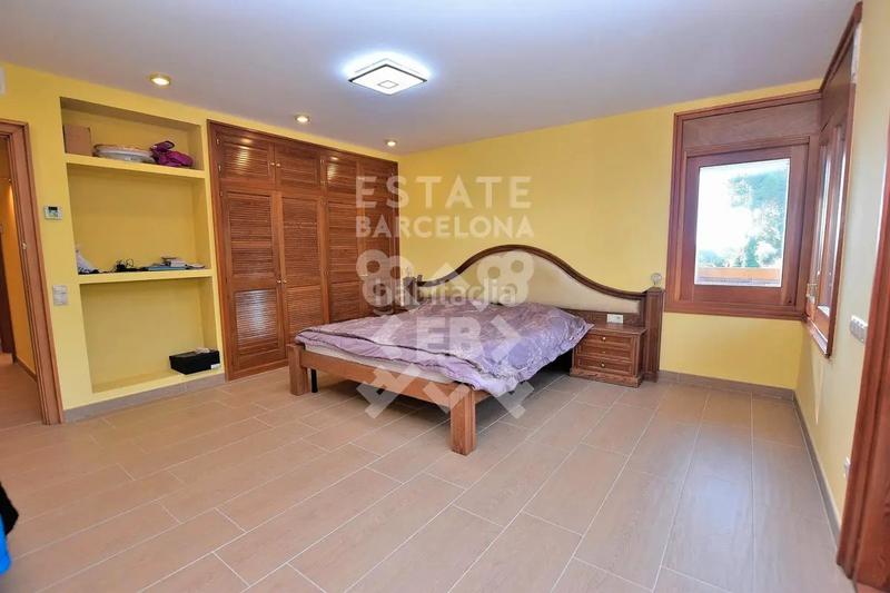 Foto b3c0d9b4-dacd-4887-a4ab-80159287deae. Haus mit heizung parking pool in Covamar Salou