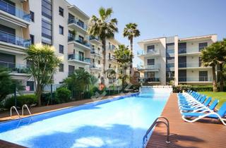 Pis a Avinguda vila de blanes 146. Piso en fenals